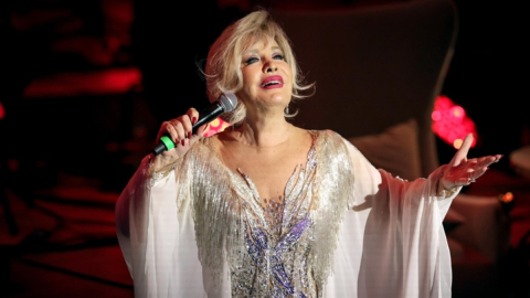 Şarkıcı Emel Sayın'ın acı günü! Cenaze bilgilerini paylaştı