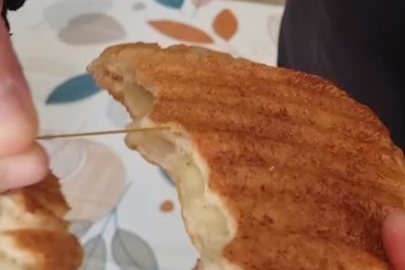 Bursa'da ekmekten paket lastiği çıktı!