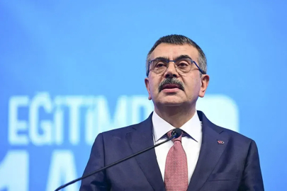 Eğitimde bildiri krizi: Yusuf Tekin'den ‘Gözdağı’ gibi dava!