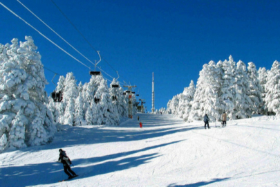 Uludağ'da yoğun kar yağışı