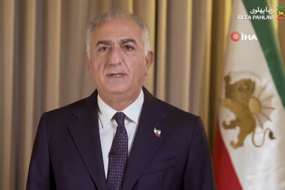 Sürgündeki Rıza Pehlevi’den İran halkına: "Sokaklara yeniden çıkma zamanı yaklaşıyor"