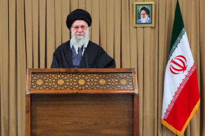 İran Devrim Muhafızları Ordusu: "Hamaney’in katilleri pişman edici şekilde cezalandırılacak"