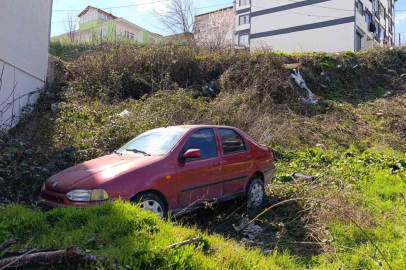 Freni boşalan araç şarampole uçtu!