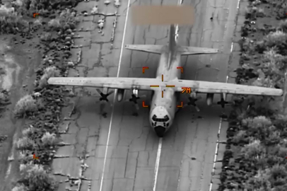 ABD ordusu İran'ın hava güçlerini yok ediyor!