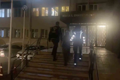 Bursa’da 7 yıllık esaret çöp evde bitti!