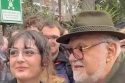 İlber Ortaylı'nın cenaze töreninde selfie rezilliği!