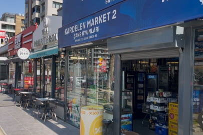 Kaza yaptı, yardımına koşanları dövdü