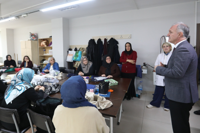 İnegöl Belediye Başkanı Alper Taban'dan İNESMEK kursiyerlerine ziyaret