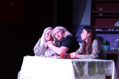 Kadın Sığınağı sezon finalini yaptı