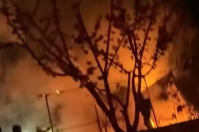 Bursa’da Gece Yarısı Konteynır Alevlere Teslim Oldu