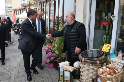 Başkan Aydın’ın Cuma Durağı Muradiye Mahallesi oldu
