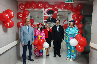 Nilüfer Kadın Korosu’ndan hastanedeki çocuklara 23 Nisan sürprizi