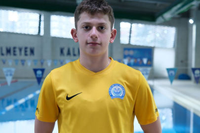 Yıldırımlı yüzücüler Türkiye’yi salladı: 5 madalya!