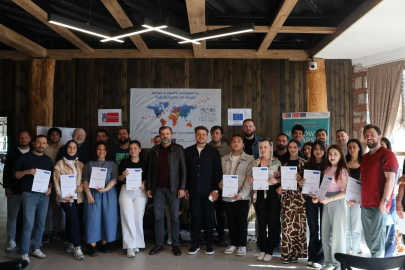 Gürsu’da savaşın izleri gençlerle siliniyor