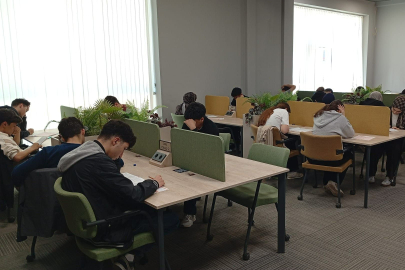 Yıldırım’dan üniversite adaylarına destek