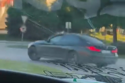 Bursa’da trafikte tehlikeli drift: Sürücü kamerada!