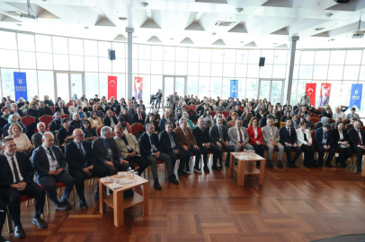 Anadolu’nun binlerce yıllık seramik mirası Bursa’da ele alındı
