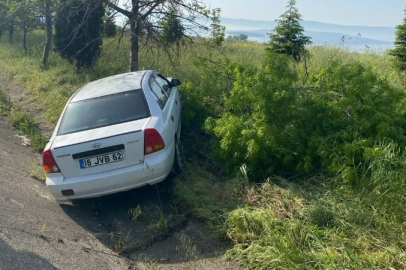Bursa-Balıkesir kara yolunda tek araçlı kaza!