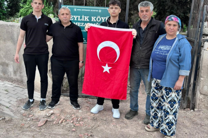 Anneler Günü’nde şehit ailesine anlamlı ziyaret!