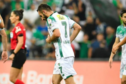 Bursaspor’da Hamza Gür ile yollar ayrıldı!