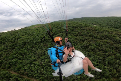 Gelinlikle gökyüzünde süzüldü, gerçek sonradan ortaya çıktı!