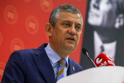 Özgür Özel: “CHP’liler karar verene kadar hiçbir yere gitmiyorum”