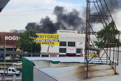 Bursa'da çatı yangını panik yarattı
