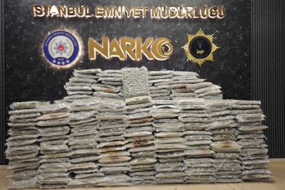 İstanbul Arnavutköy’de uyuşturucu operasyonu: 398 kilo skunk ele geçirildi