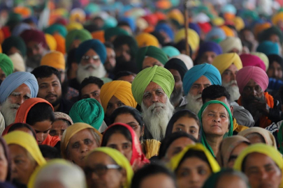 Hindistan tarihinde bir ilk: Doğum oranları geriledi
