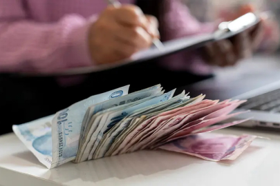 Milyonlarca emekliyi ilgilendiriyor: Kök maaş değişiyor