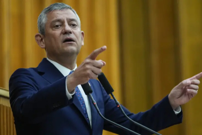 CHP'de 9 vekilin ihraç talebi sonrası Özgür Özel'den ilk açıklama