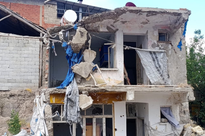 Kahramanmaraş'ta yıkılması beklenen binalar vatandaşı endişelendiriyor