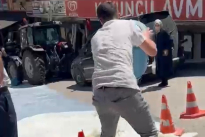 Bursa'da belediye önüne süt dökme eyleminin ardındaki gerçek!