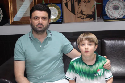 Bursaspor'dan minik Yağız Efe'ye destek çağrısı!