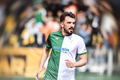 Bursaspor, Hakkı Türker ile yolarını ayırdı