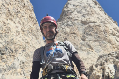 Bursalı dağcı, Cilo Dağı'nın zirvesinde kayboldu