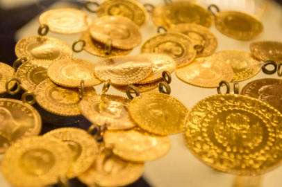 Altın fiyatları yönünü yukarı çevirirken dev bankadan Eylül tahmini geldi!