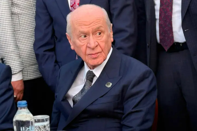 MHP lideri Bahçeli nikah şahidi oldu