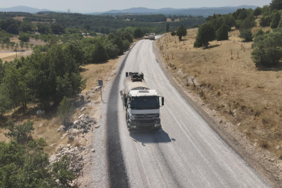 Bursa Büyükşehir Harmancık'ta da yolları yeniliyor
