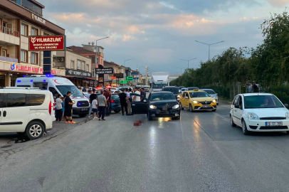 Bursa'da iki otomobil çarpıştı! Çok sayıda yaralı var