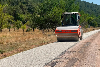 Bursa Keles'te yollar yenilenip genişletiliyor