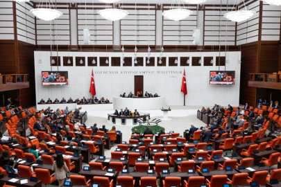"Terörsüz Türkiye"de tarihi gün: Çerçeve yasa oturumu gergin başladı!