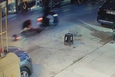 Bursa'da çukurda dengesini kaybeden motosikletli düştü