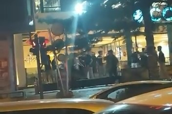 Bursa'da iki grup birbirine girdi!