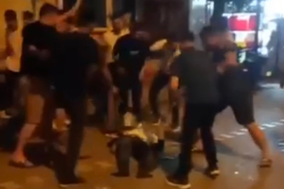 Bursa'da kadını darp etti, mahalleli kendisini linç etti!