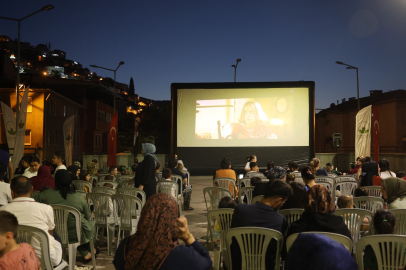Bursa Osmangazi’de yaz akşamları sinema keyfiyle renklendi