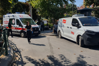 Eskişehir'de hatalı park ambulansa geçit vermedi