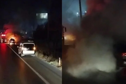 Bursa'da seyir halindeki lüks otomobil yandı