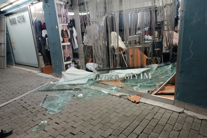 Bursa'da sürücü dükkana daldıktan sonra firar etti!