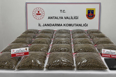 Antalya'da uyuşturucu operasyonunda 13 şüpheli yakalandı